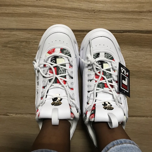 Disruptor II Fila Sneakers - Picture 4 of 4